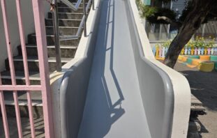 市川市　Ｂ保育園遊具等塗装工事